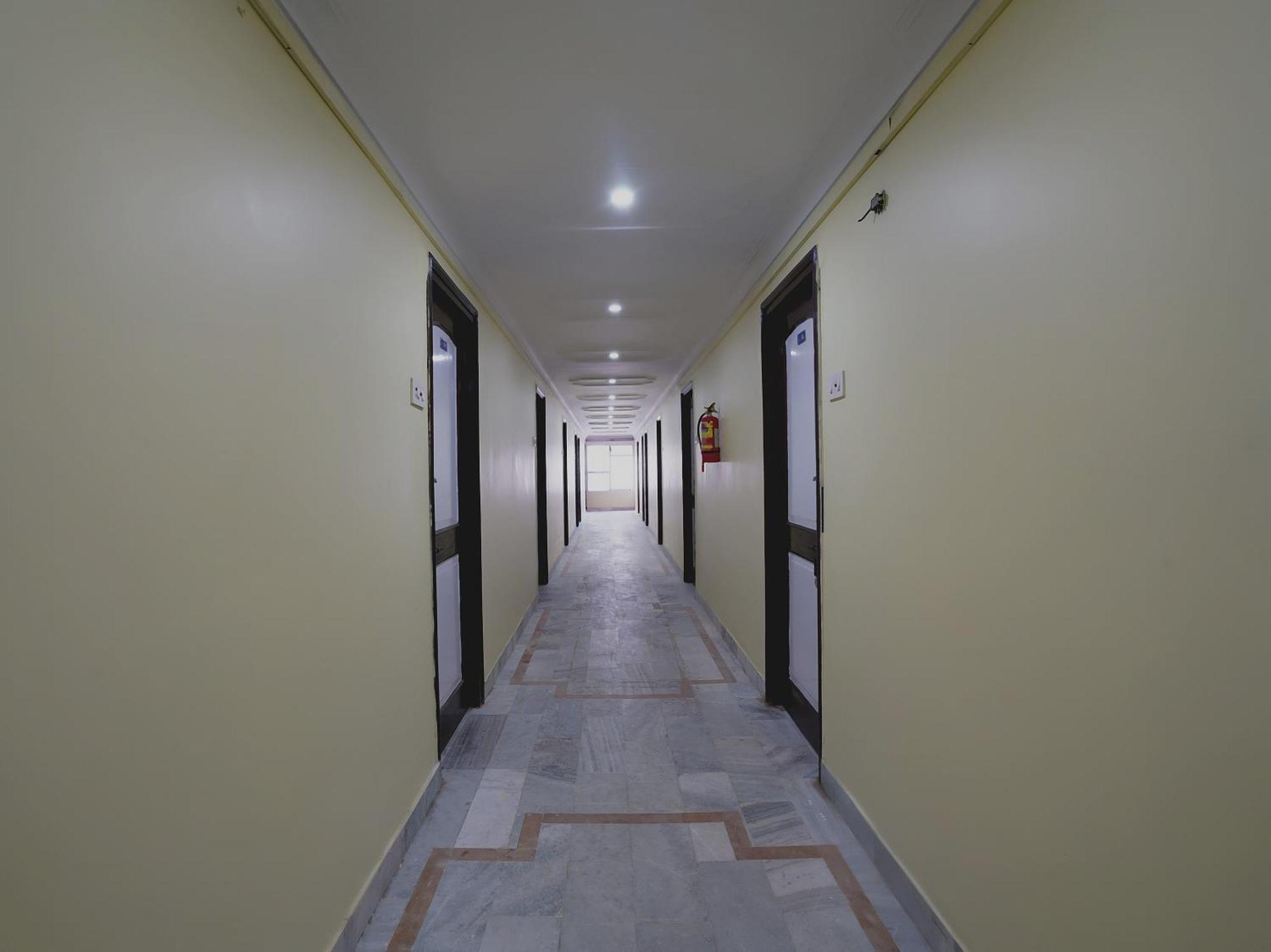 Hotel O Raja Residency Near Snow World Secundurabad Exterior foto