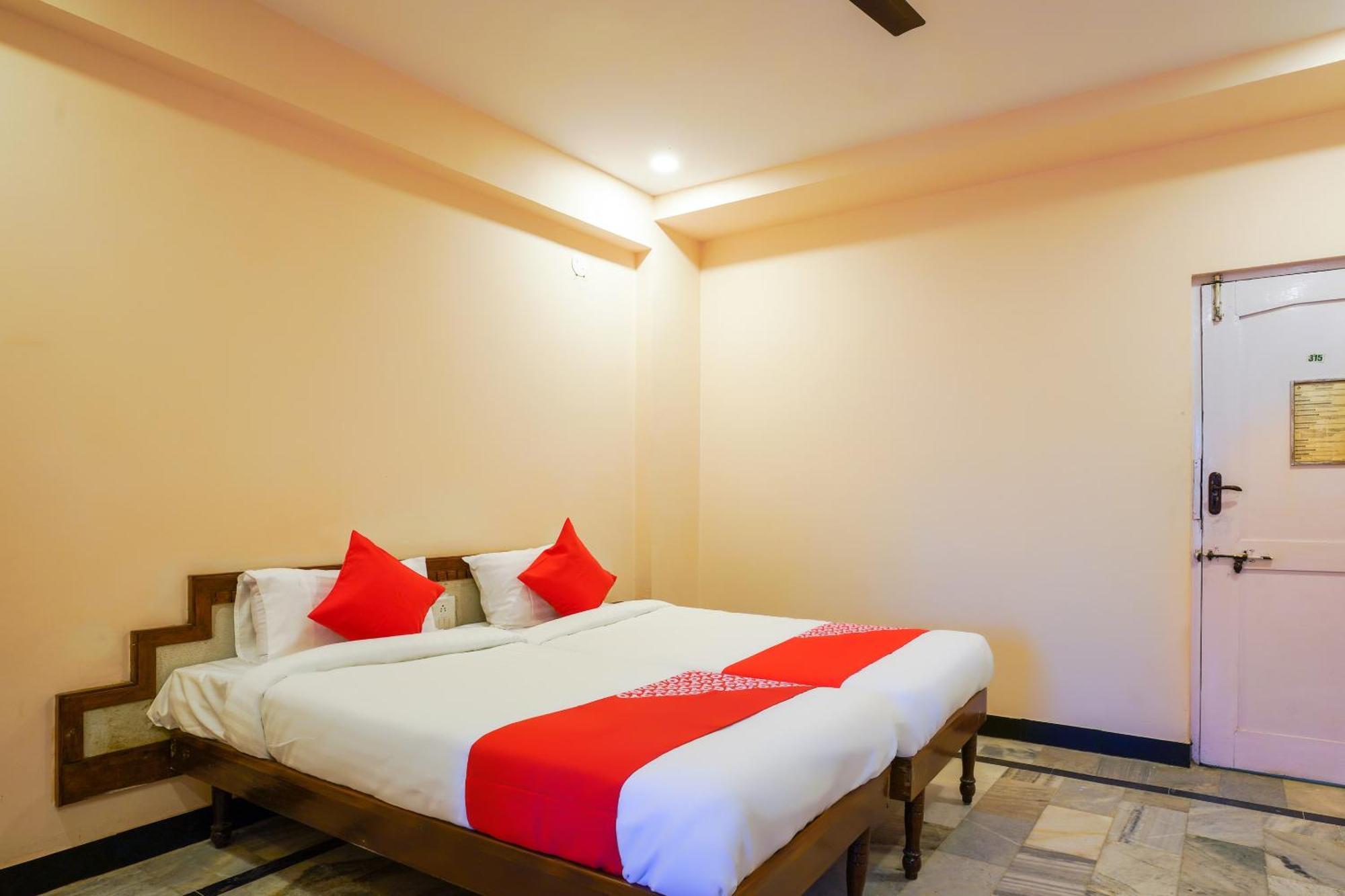 Hotel O Raja Residency Near Snow World Secundurabad Exterior foto